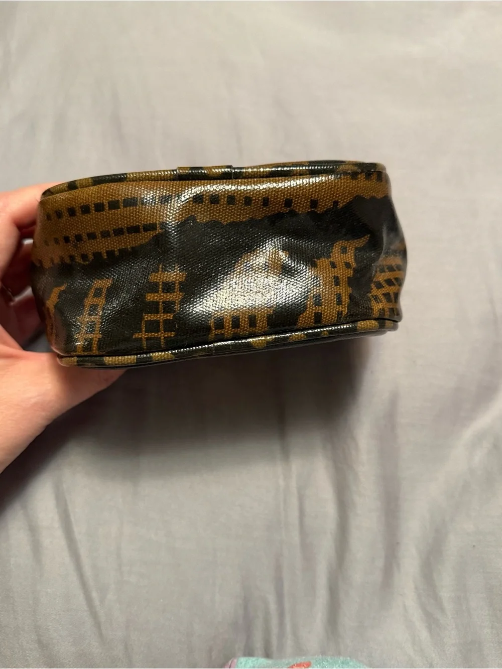 Tory Burch Brown and Black Logo Zip Cosmetic Case with Gold Hardware - Picture 7 of 8